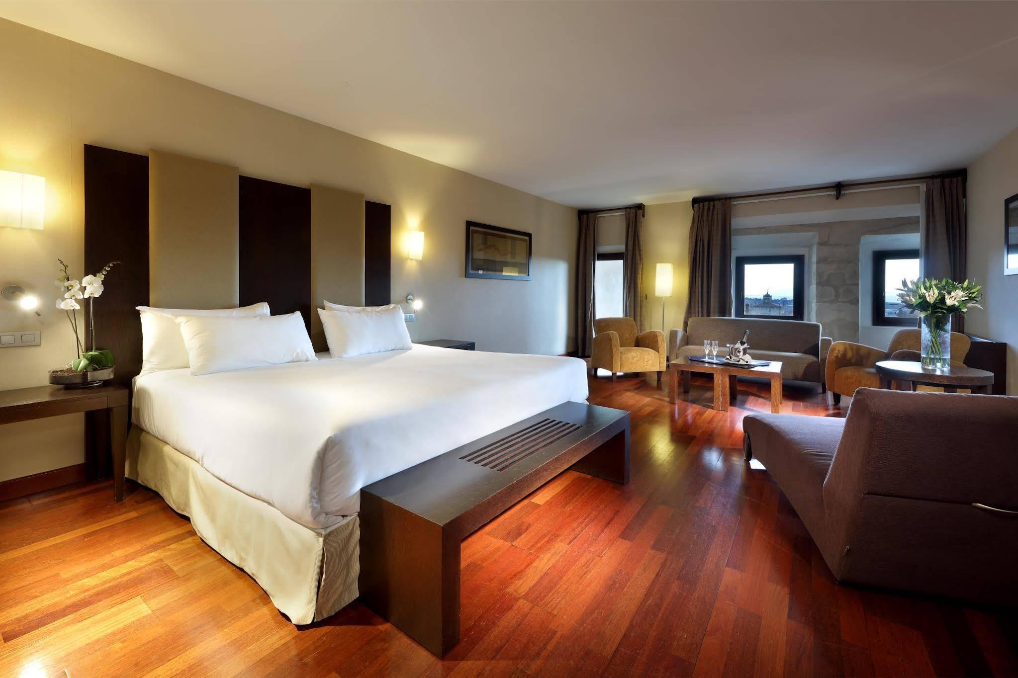 Eurostars Palacio De Santa Marta Трухильо Екстериор снимка