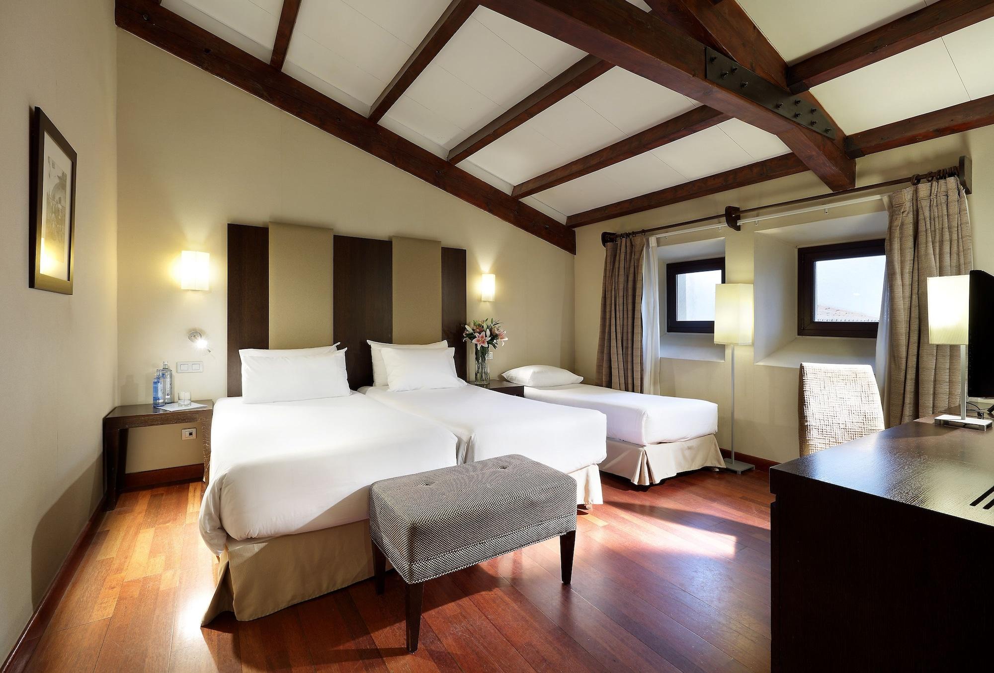Eurostars Palacio De Santa Marta Трухильо Екстериор снимка