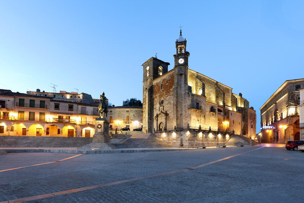 Eurostars Palacio De Santa Marta Трухильо Екстериор снимка