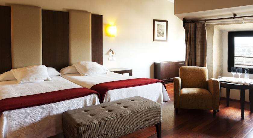 Eurostars Palacio De Santa Marta Трухильо Екстериор снимка