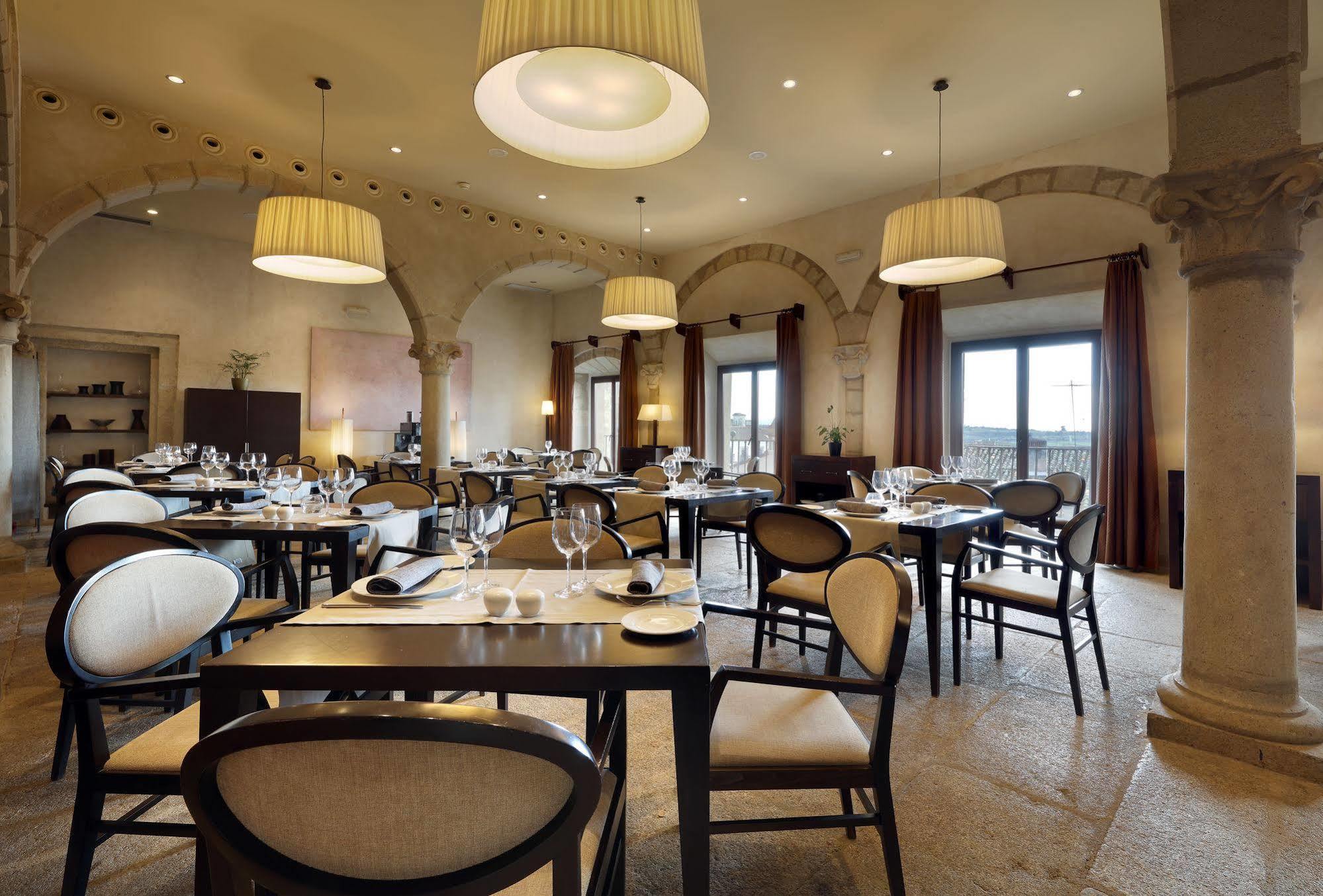 Eurostars Palacio De Santa Marta Трухильо Екстериор снимка